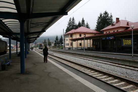 Mit der Bahn durch Rumänien: Bahnhof Busteni